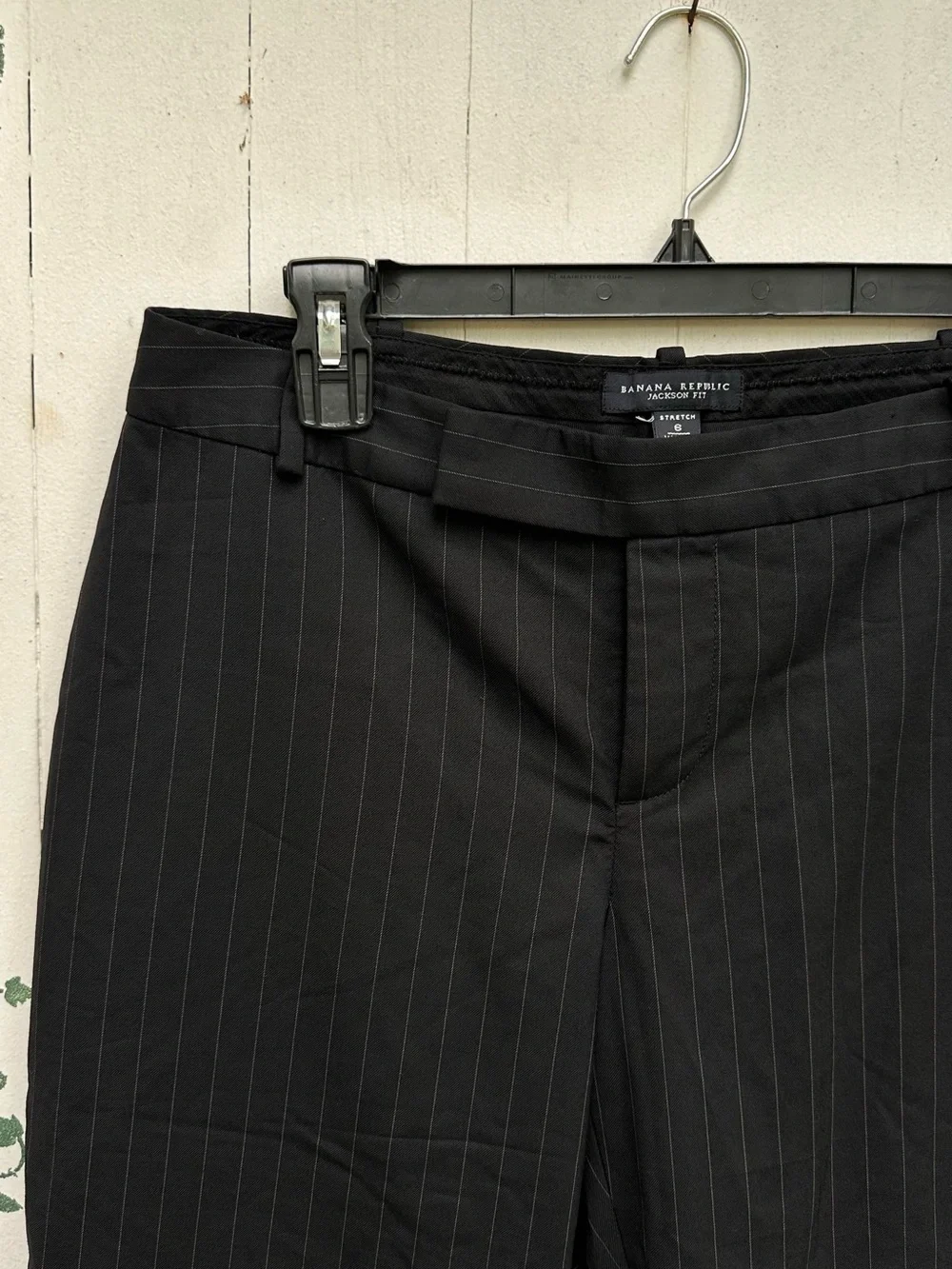 Y2K Office Siren Knee Length Black Pinstripe Woman’s Dress Pant Capri Wool Blend